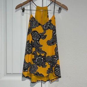 Express Sleeveless blouse - small